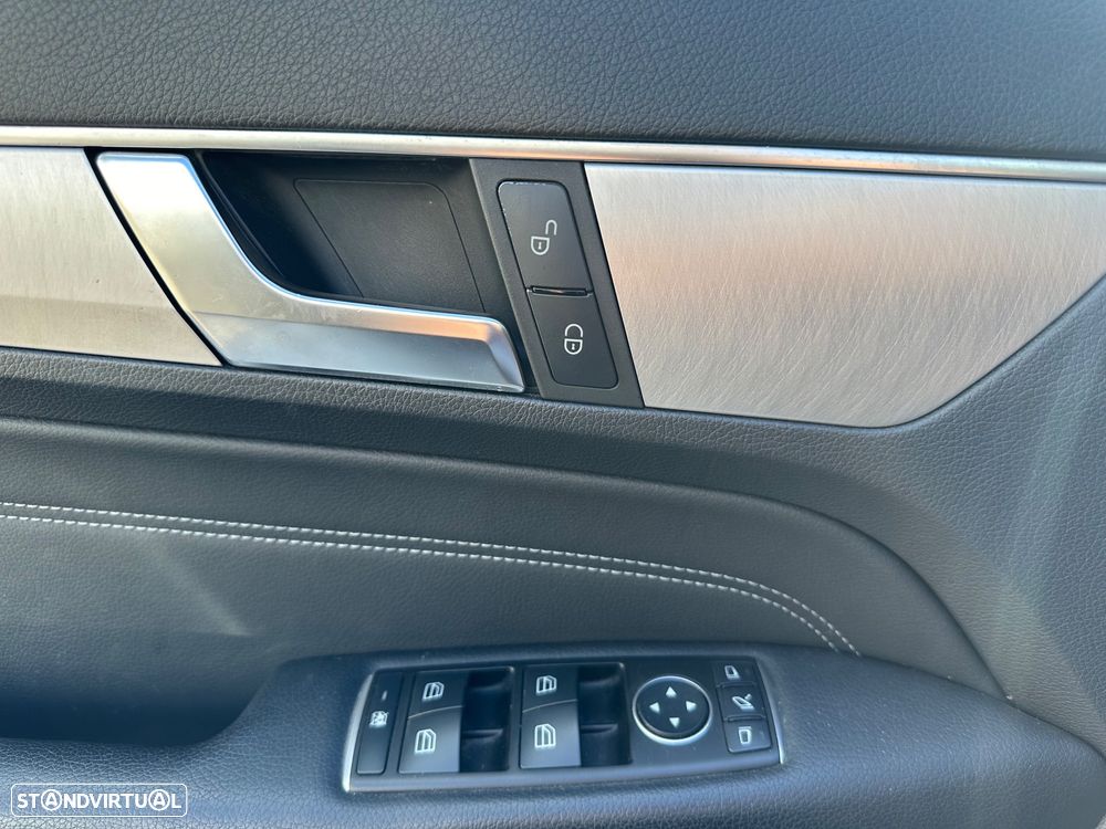 Mercedes-Benz E 250 CDI Avantgarde BE Auto. - 11