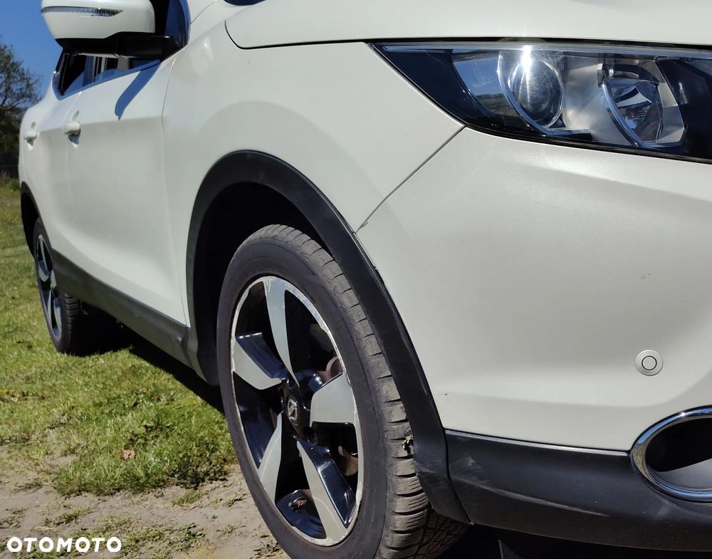 Nissan Qashqai 1.6 DCi ALL-MODE 4x4i N-Connecta - 36