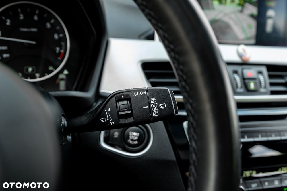 BMW X1 xDrive20i M Sport - 11