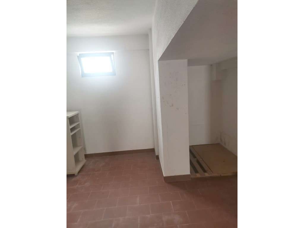 Garagem Box Exterior no Cacém para venda - Grande imagem: 4/6