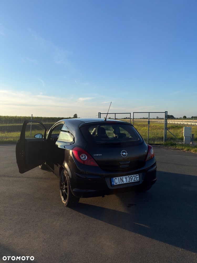 Opel Corsa 1.2 16V - 6