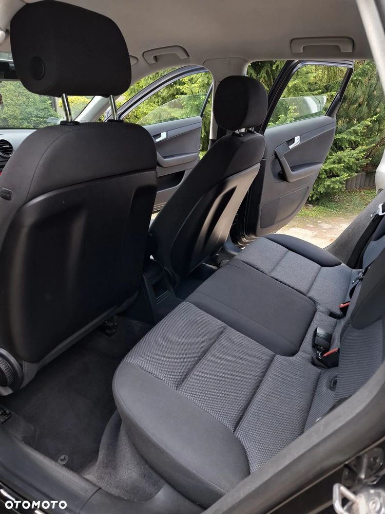 Audi A3 Sportback 1.6 Ambiente - 8