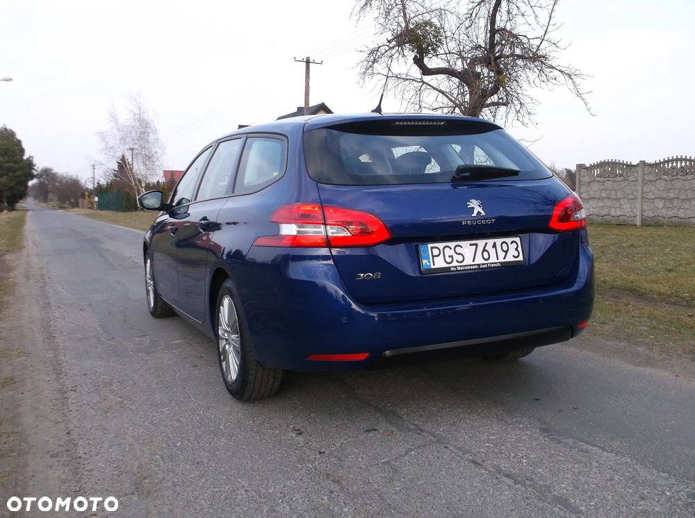 Peugeot 308 PureTech 130 GPF EAT8 Black Edition - 39