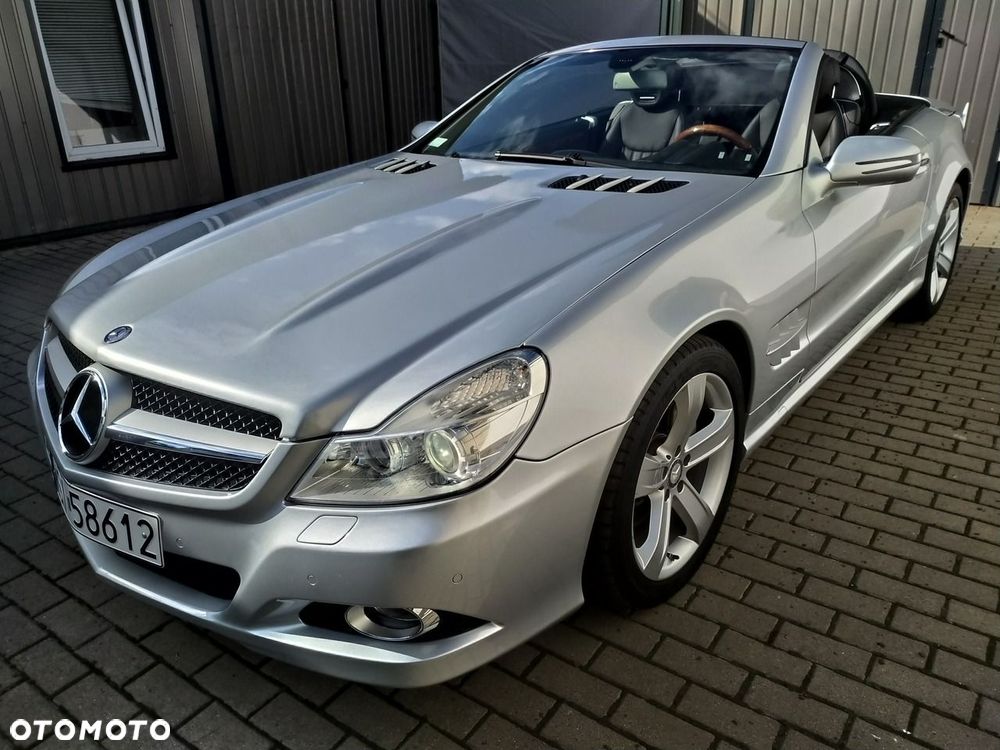 Mercedes-Benz SL - 1