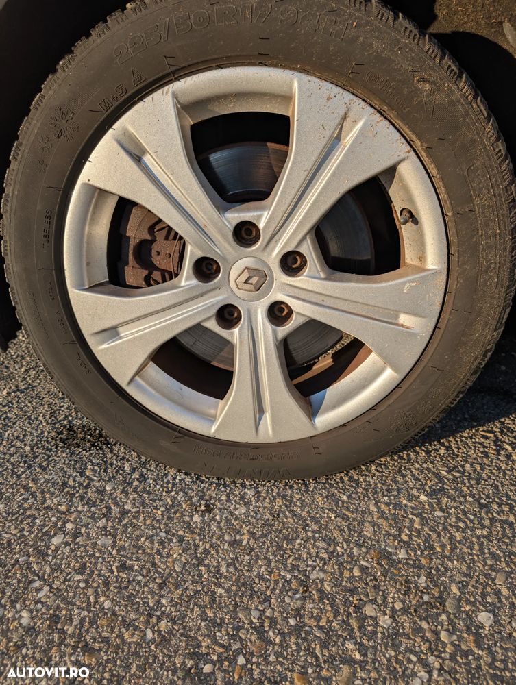 Renault Grand Scenic - 17