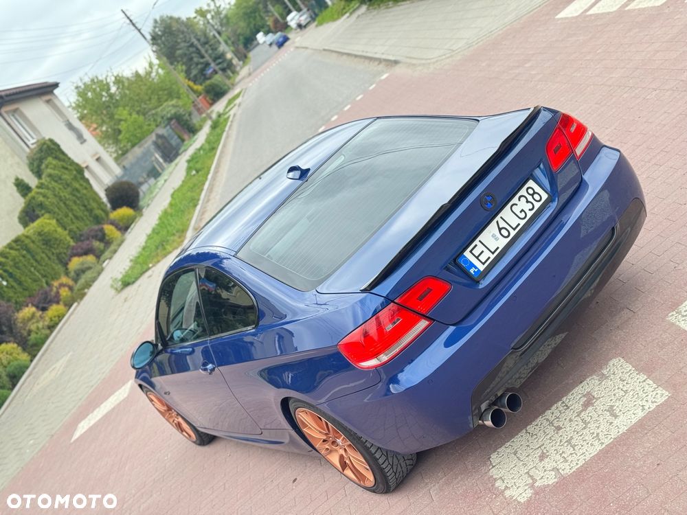 BMW Seria 3 320d - 4