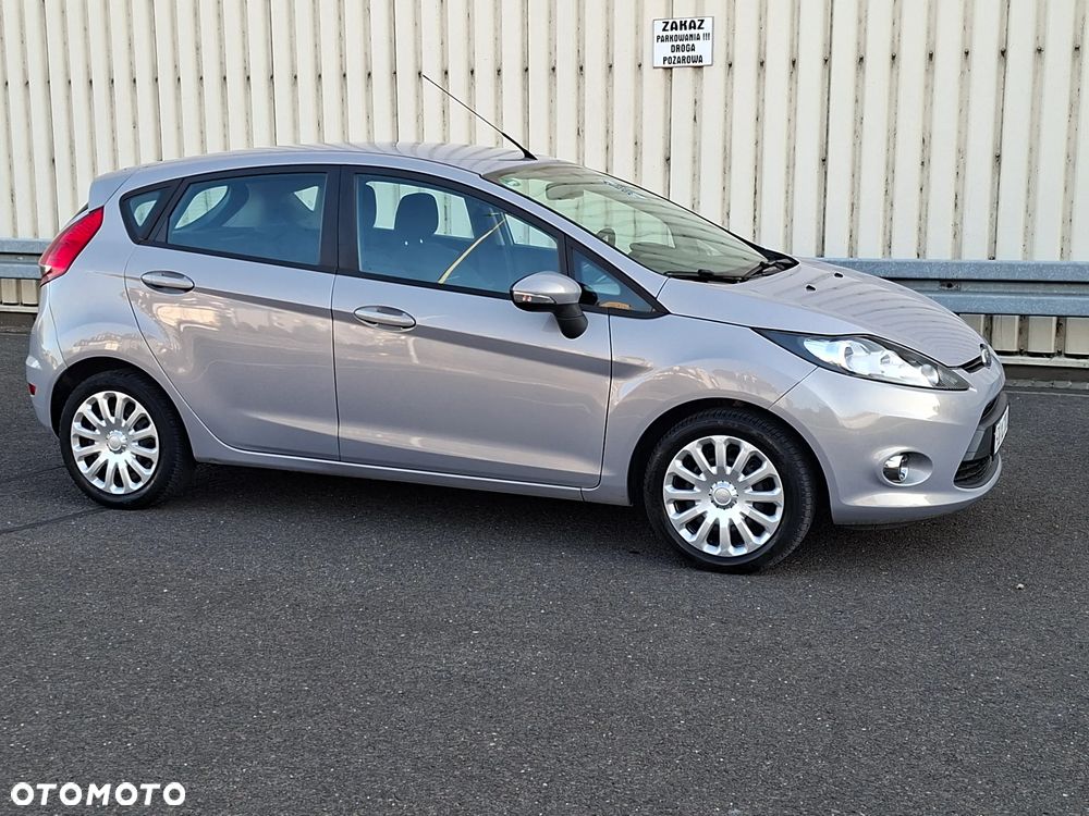 Ford Fiesta - 8