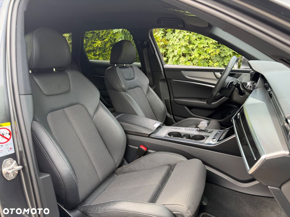 Audi A6 Avant 40 TDI quattro S tronic S line - 32