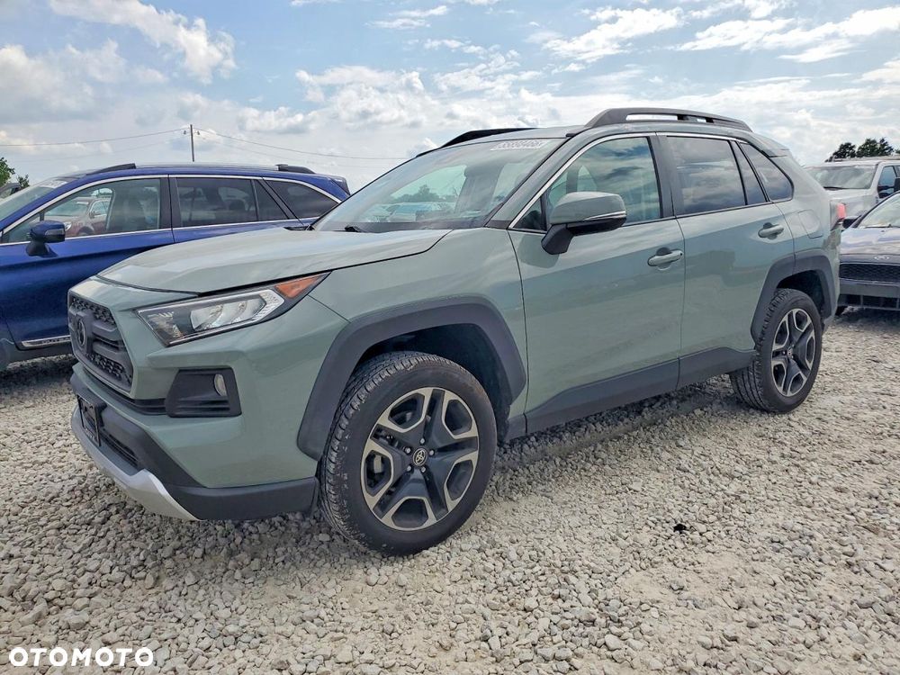Toyota RAV4 2.5 XLE - 1