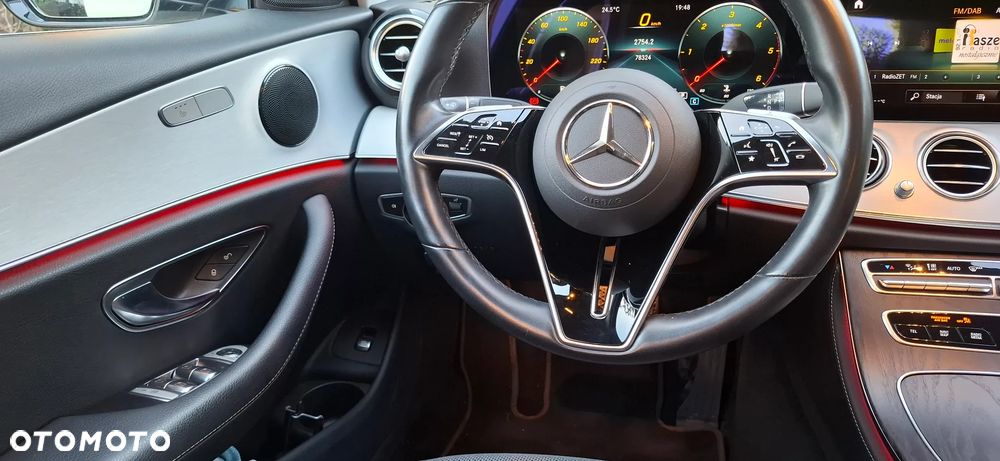 Mercedes-Benz Klasa E 200 d 9G-TRONIC - 37