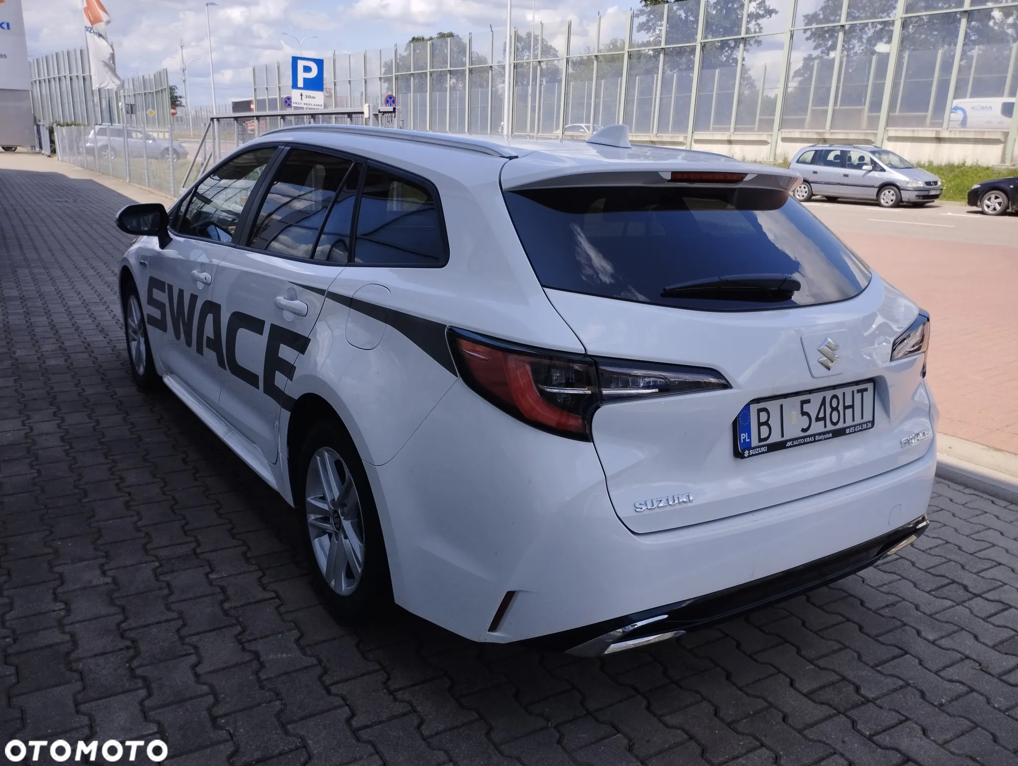 Suzuki Swace 1.8 Hybrid Premium Plus CVT - 27