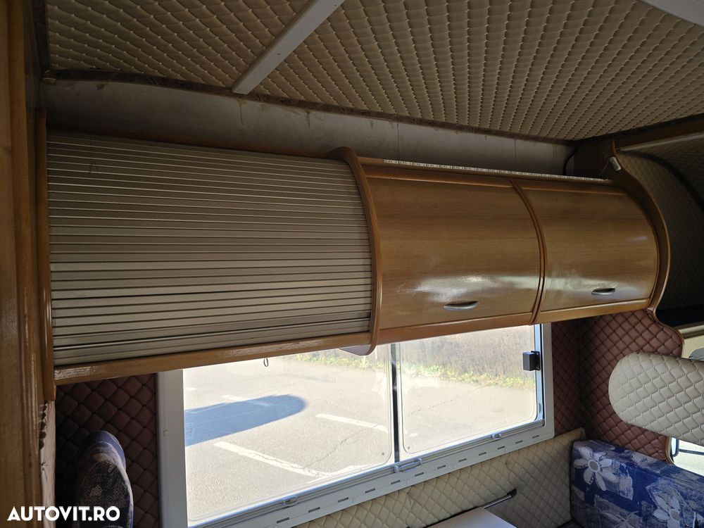 Mercedes-Benz Sprinter - 15