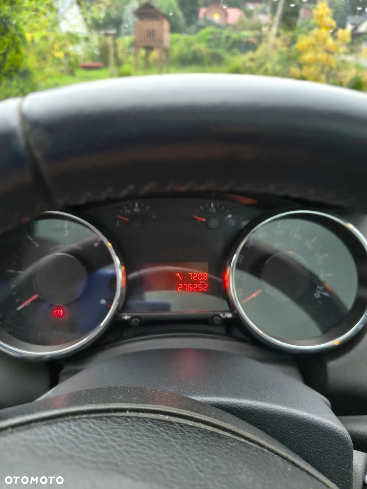 Peugeot 5008 1.6 HDi Premium - 1