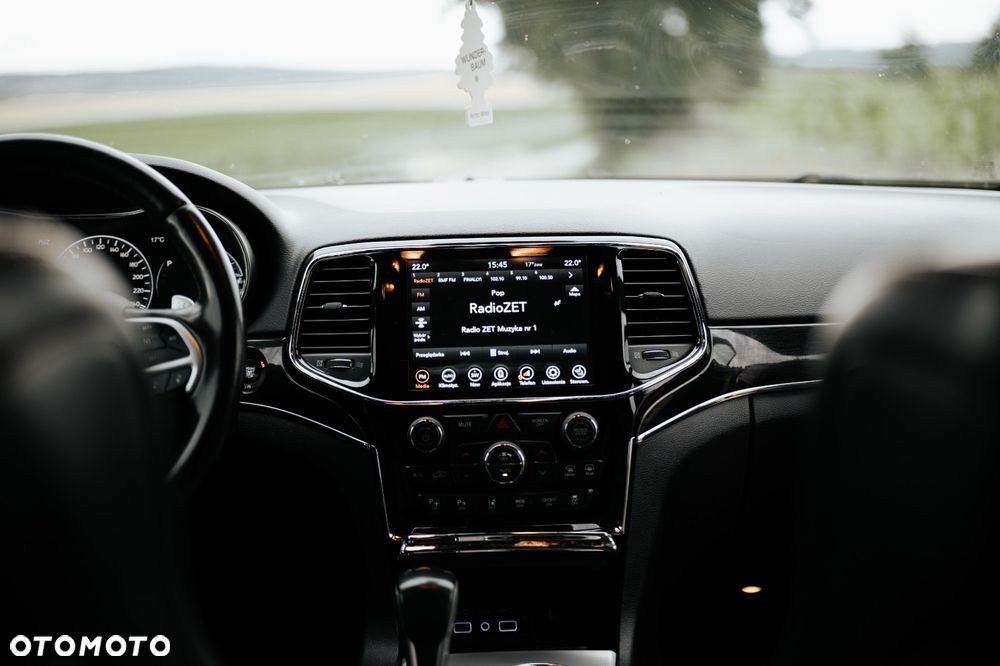 Jeep Grand Cherokee - 18