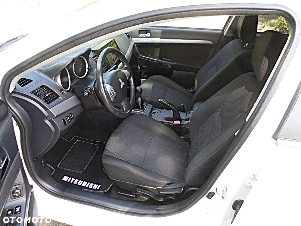 Mitsubishi Lancer Sportback 1.6 ClearTec Plus - 21