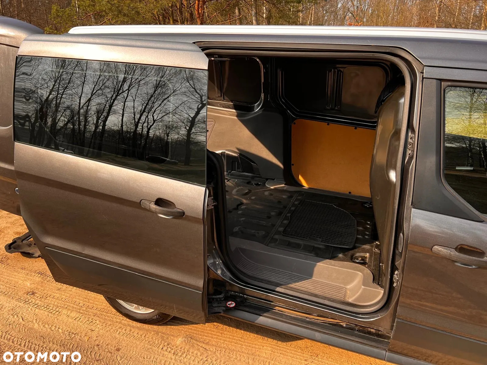 Ford TRANSIT CONNECT - 5