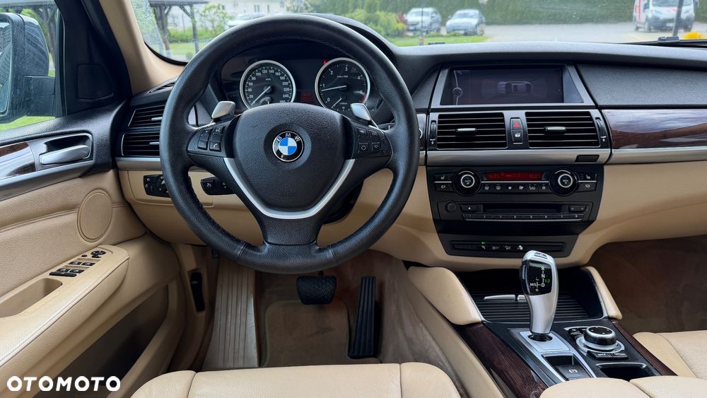 BMW X6 - 15