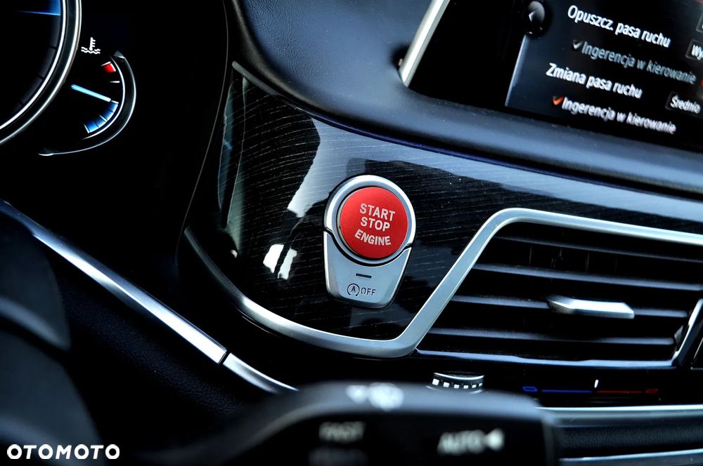 BMW Seria 7 - 38