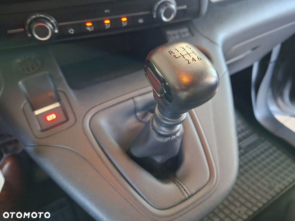 Peugeot Partner - 10
