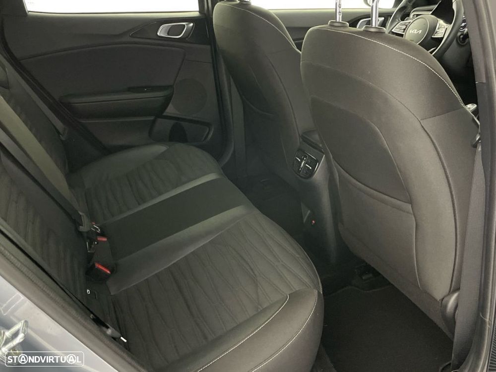 Kia XCeed 1.0 T-GDI GT-Line - 24