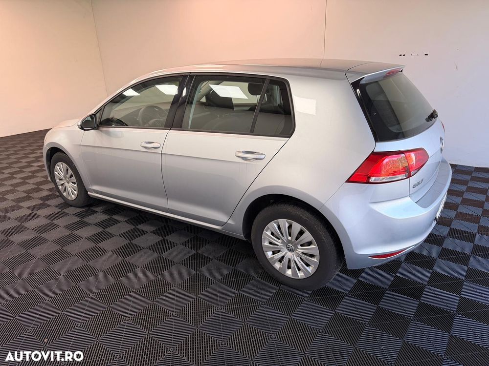 Volkswagen Golf 1.6 TDI BMT Trendline - 11