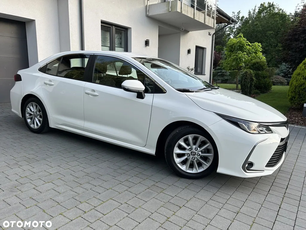 Toyota Corolla - 10