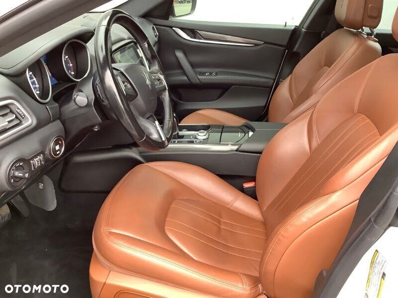 Maserati Ghibli Automatik - 12