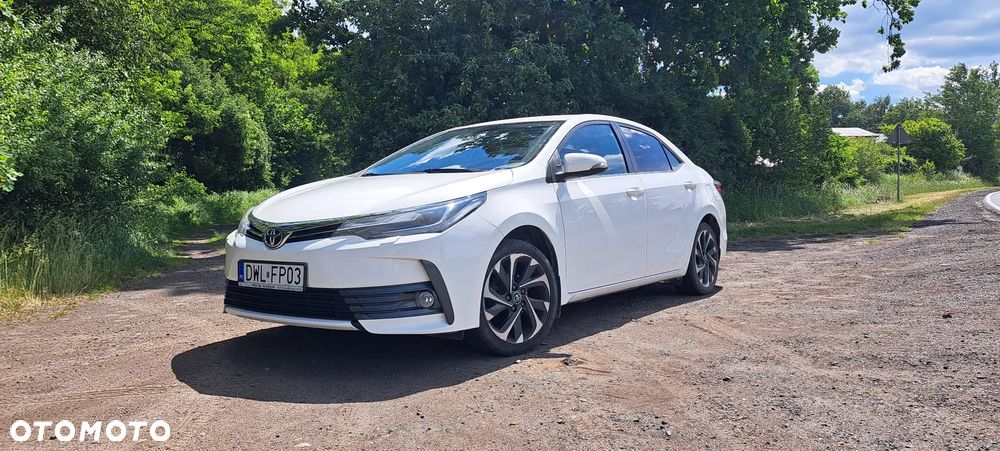 Toyota Corolla 1.6 Comfort - 3