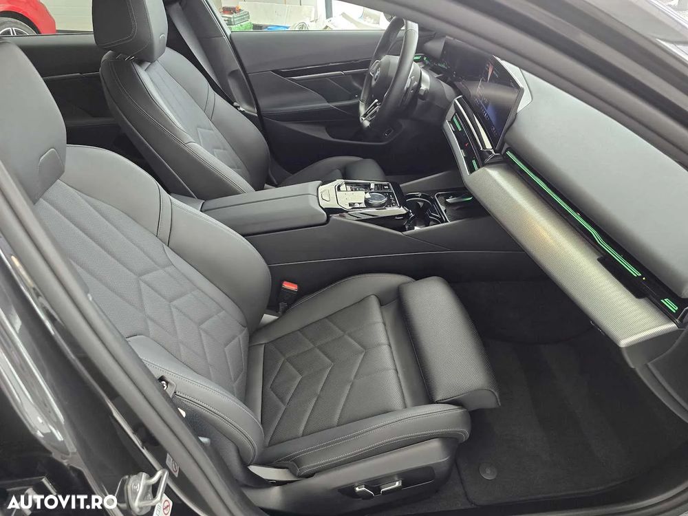 BMW Seria 5 520d AT MHEV - 16