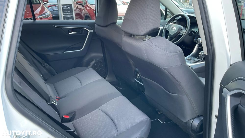 Toyota RAV4 2.5 Hybrid VVT-iE 4x2 Dynamic - 12