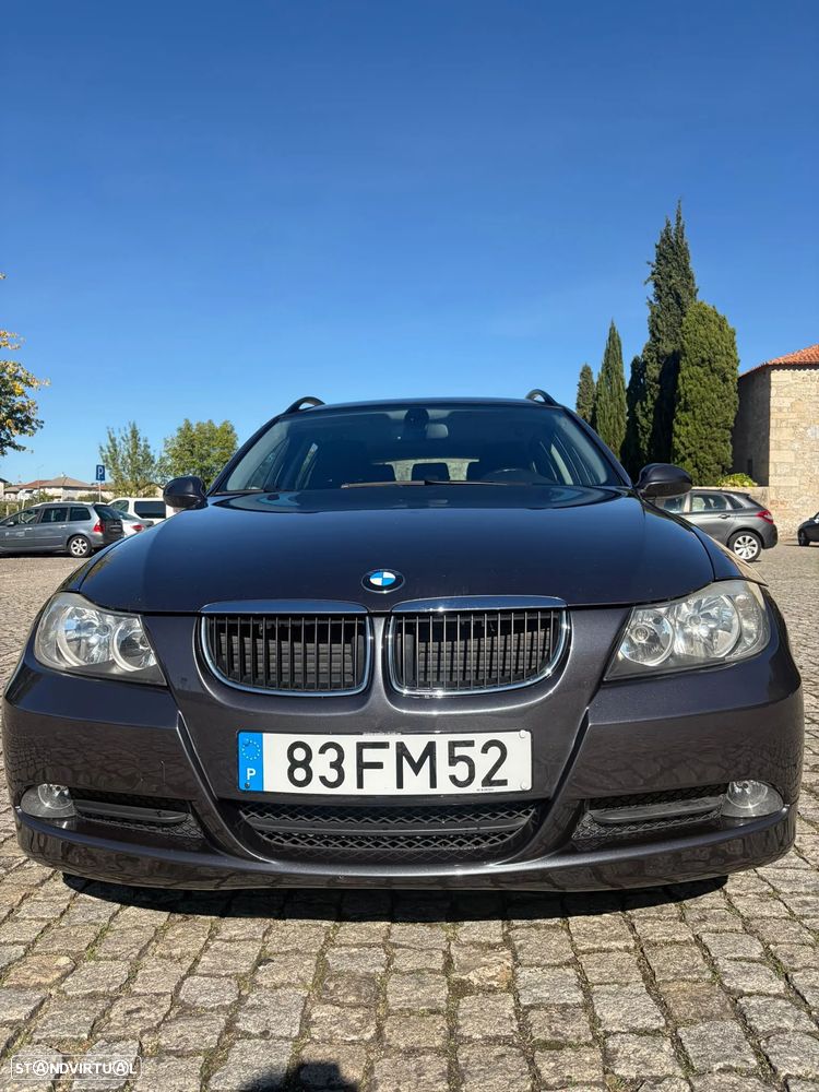 BMW 320 d Sport - 2