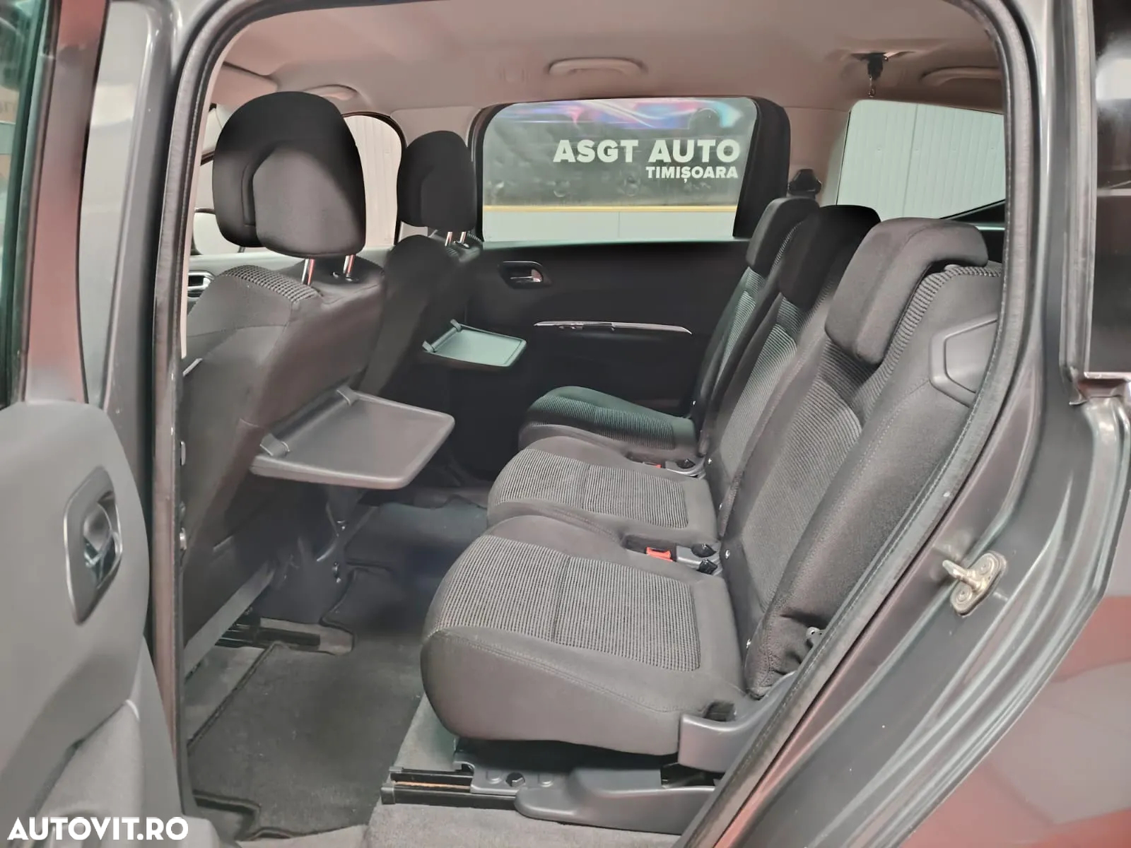 Peugeot 5008 - 14