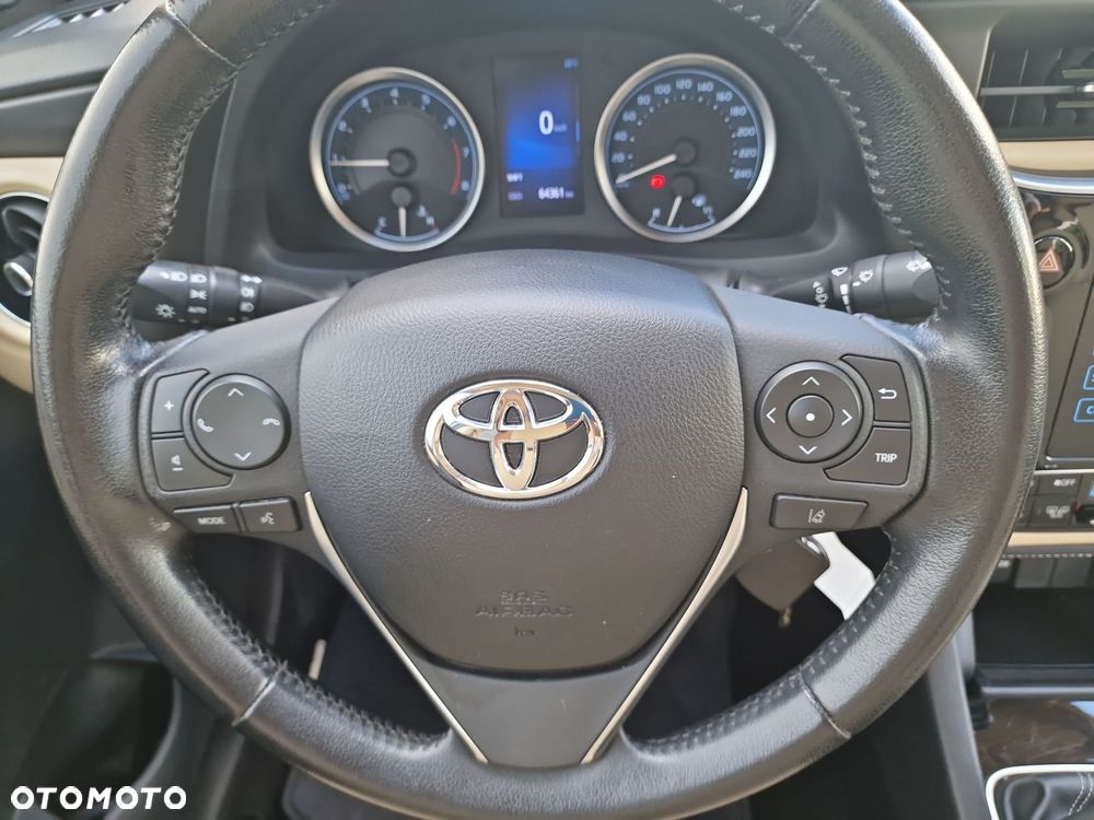 Toyota Corolla 1.6 Premium EU6 - 24
