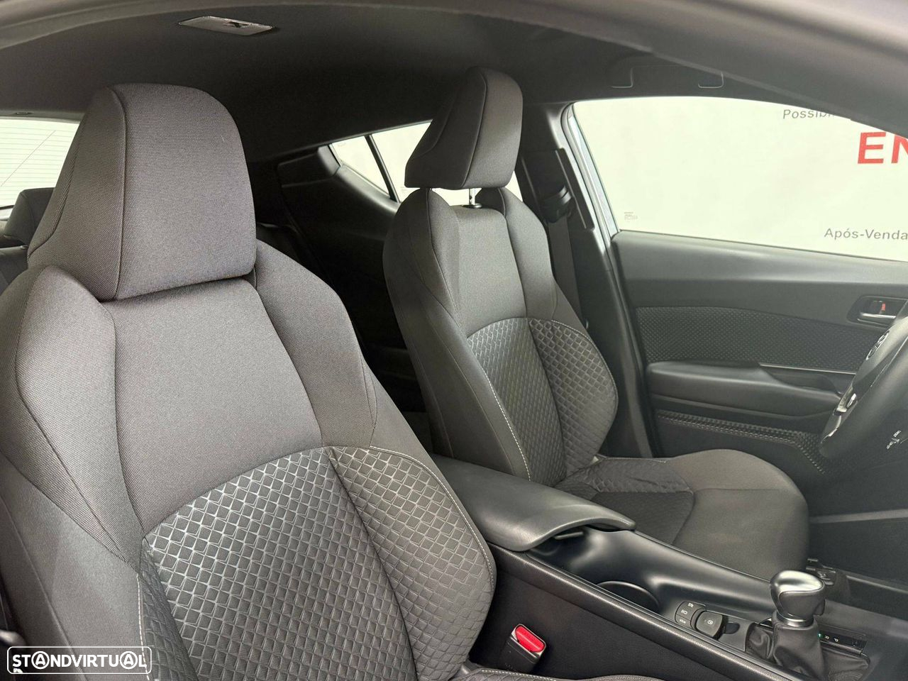 Toyota C-HR 1.8 Hybrid Comfort - 17