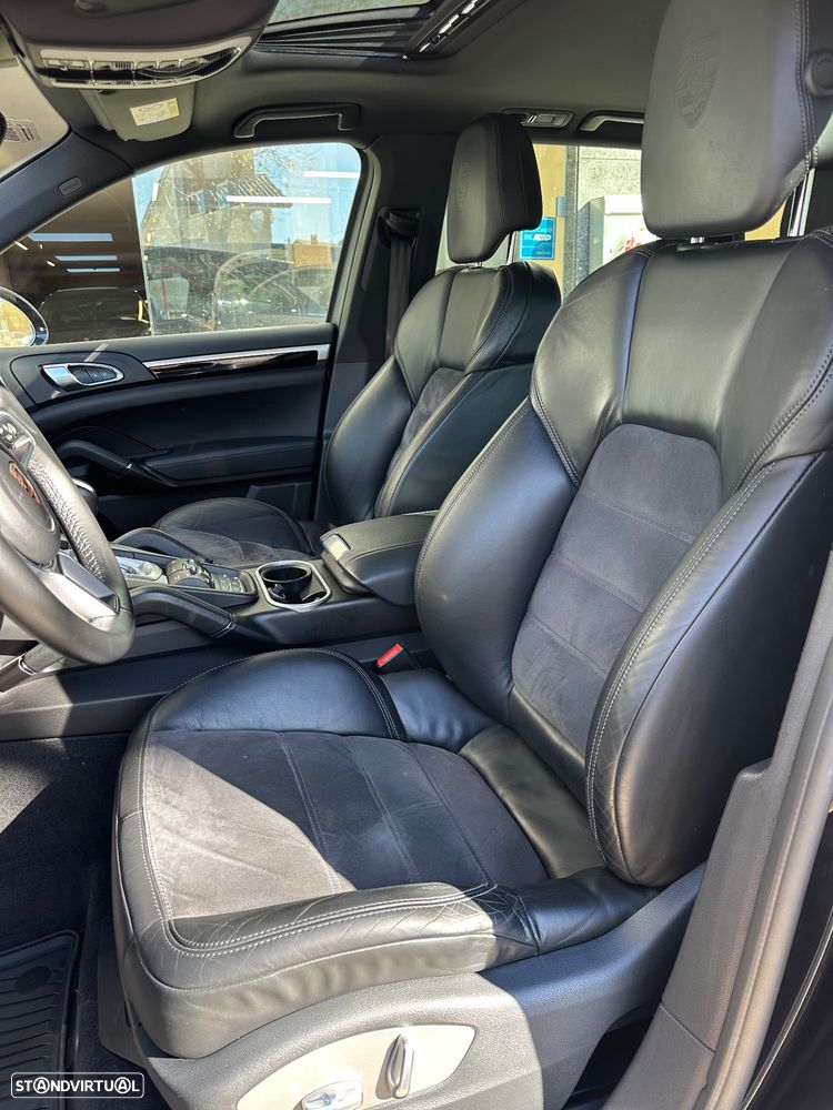 Porsche Cayenne Platinum Edition - 20