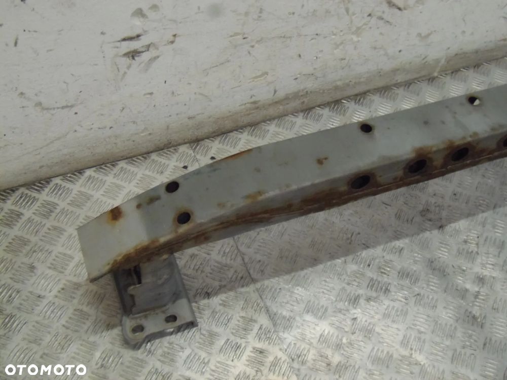 WZMOCNIENIE BELKA POD ZDERZAK PRZEDNI TOYOTA AVENSIS T25 - 2