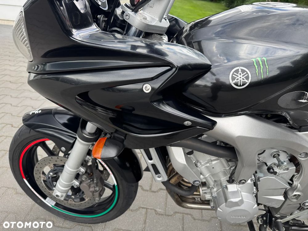 Yamaha FZ6 - 23