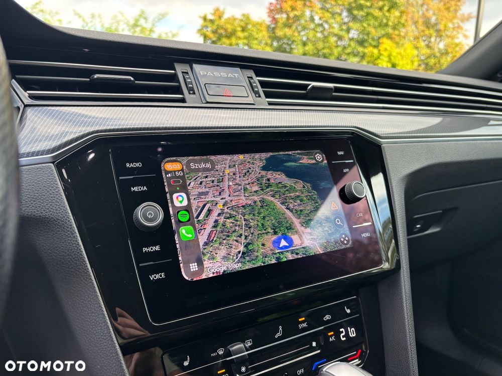 Volkswagen Passat 2.0 TDI SCR Style DSG - 32