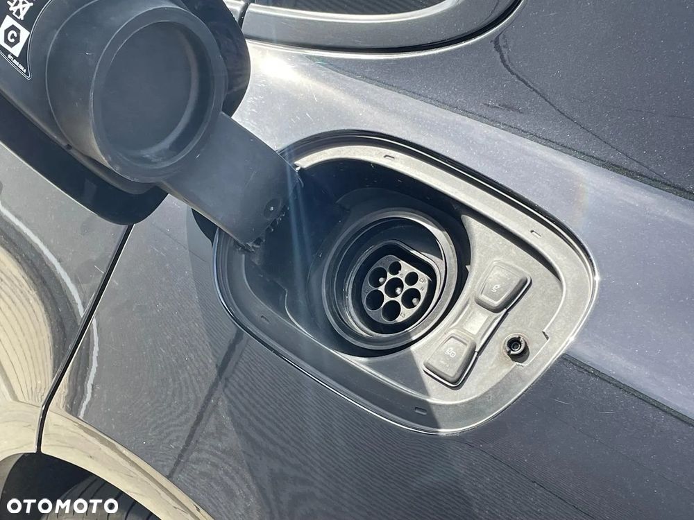 Porsche Panamera - 29