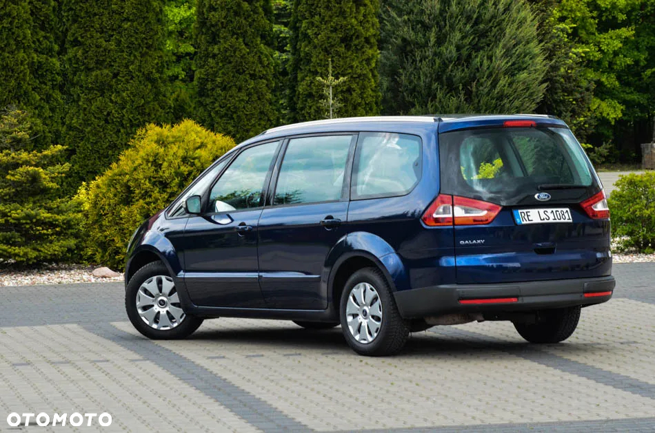 Ford Galaxy 2.0 Business Edition - 17
