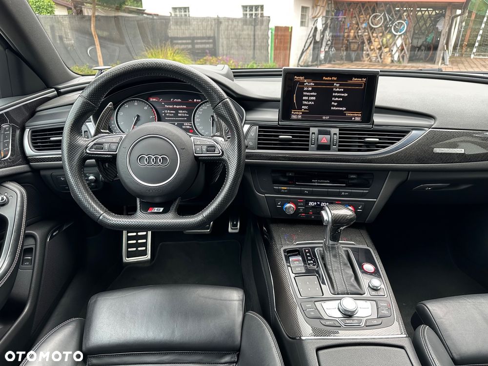 Audi S6 Avant - 13