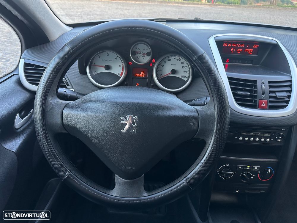 Peugeot 207 1.4 HDi Premium - 9