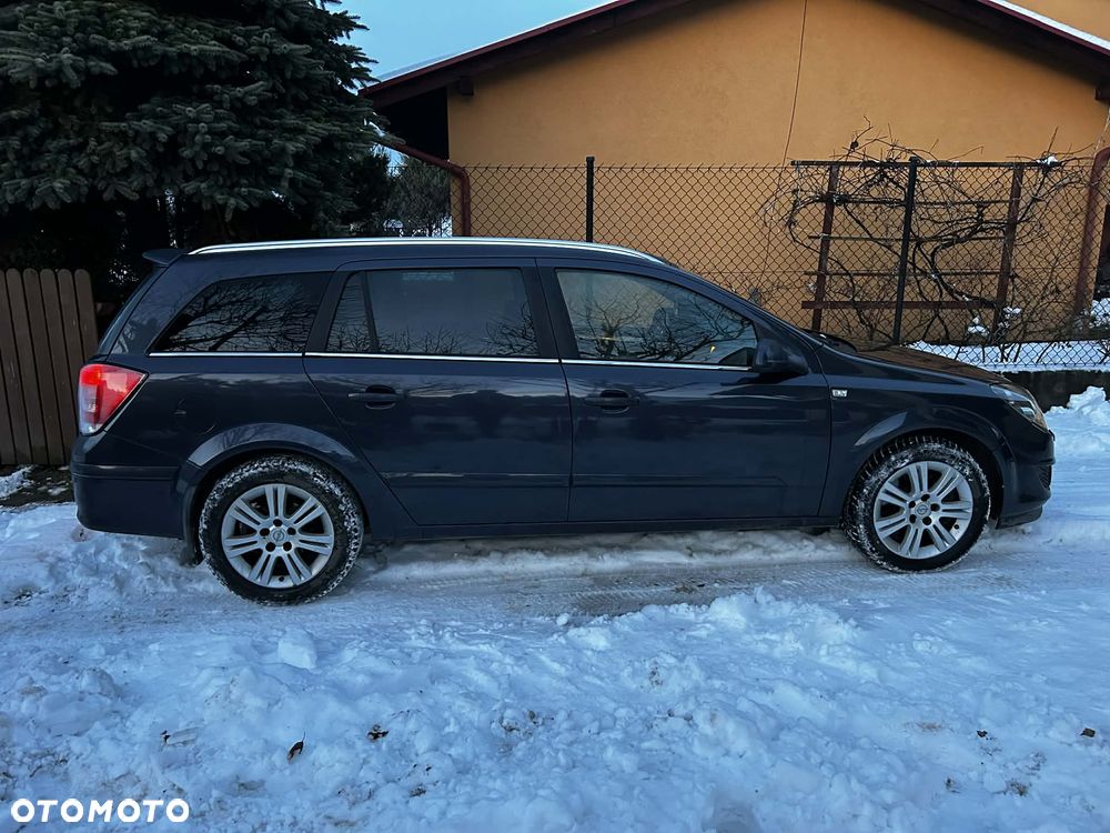 Opel Astra 1.9 CDTI Elegance - 5