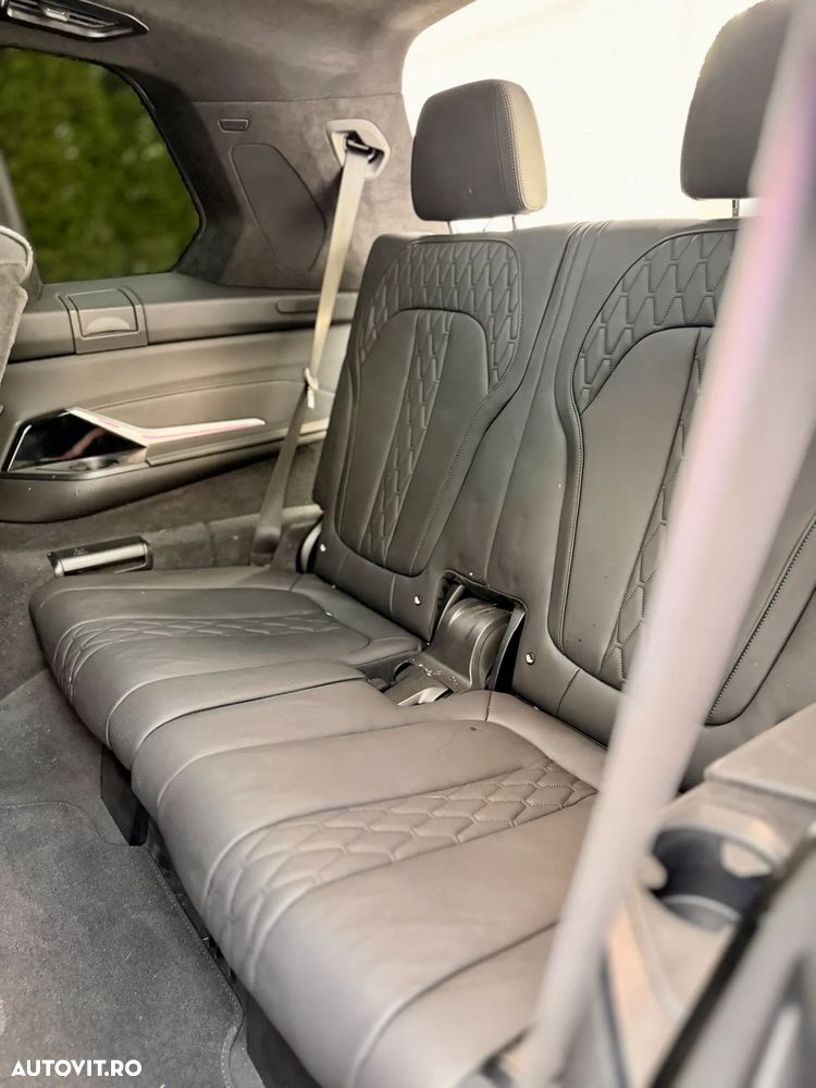 BMW X7 - 23