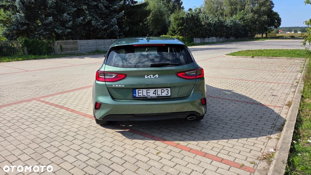 Kia Ceed 1.5 T-GDI M - 11