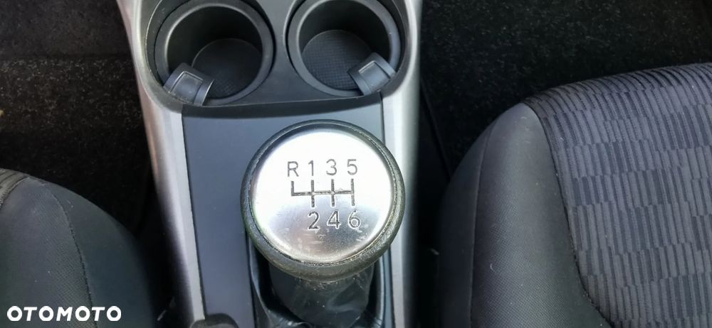 Toyota RAV4 2.0 VVT-i Sol 4x2 - 11