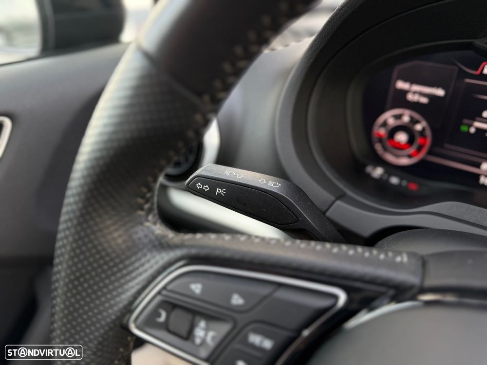 Audi A3 Limousine 1.6 TDI S-line - 30