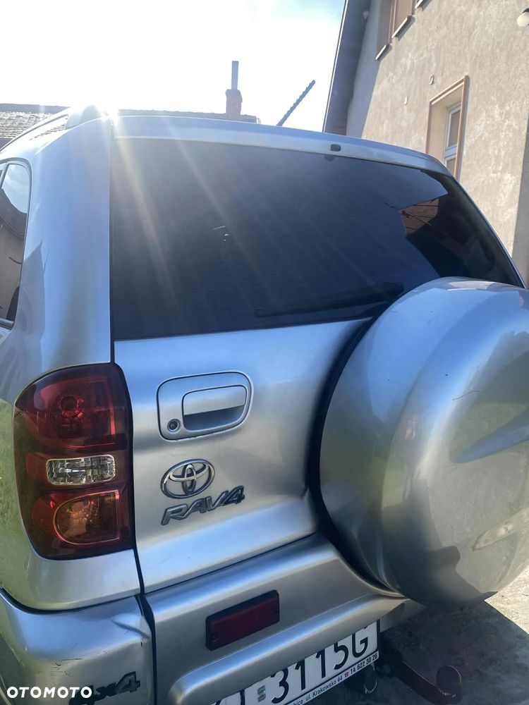 Toyota RAV4 - 3