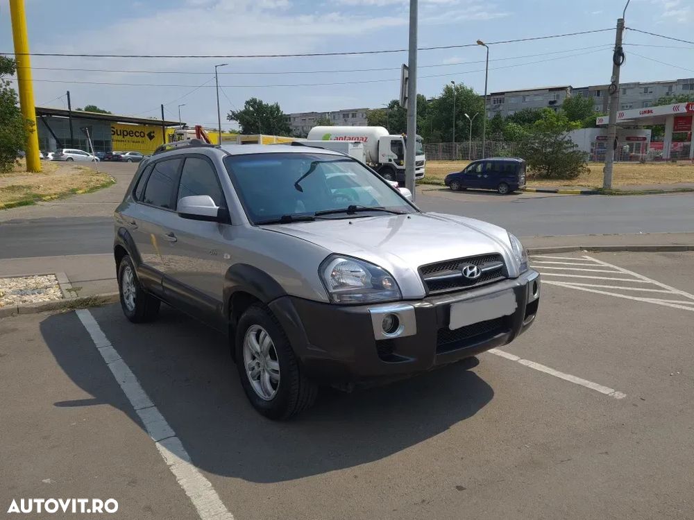 Dezmembrez Hyundai Tucson 2004-2010 - 1
