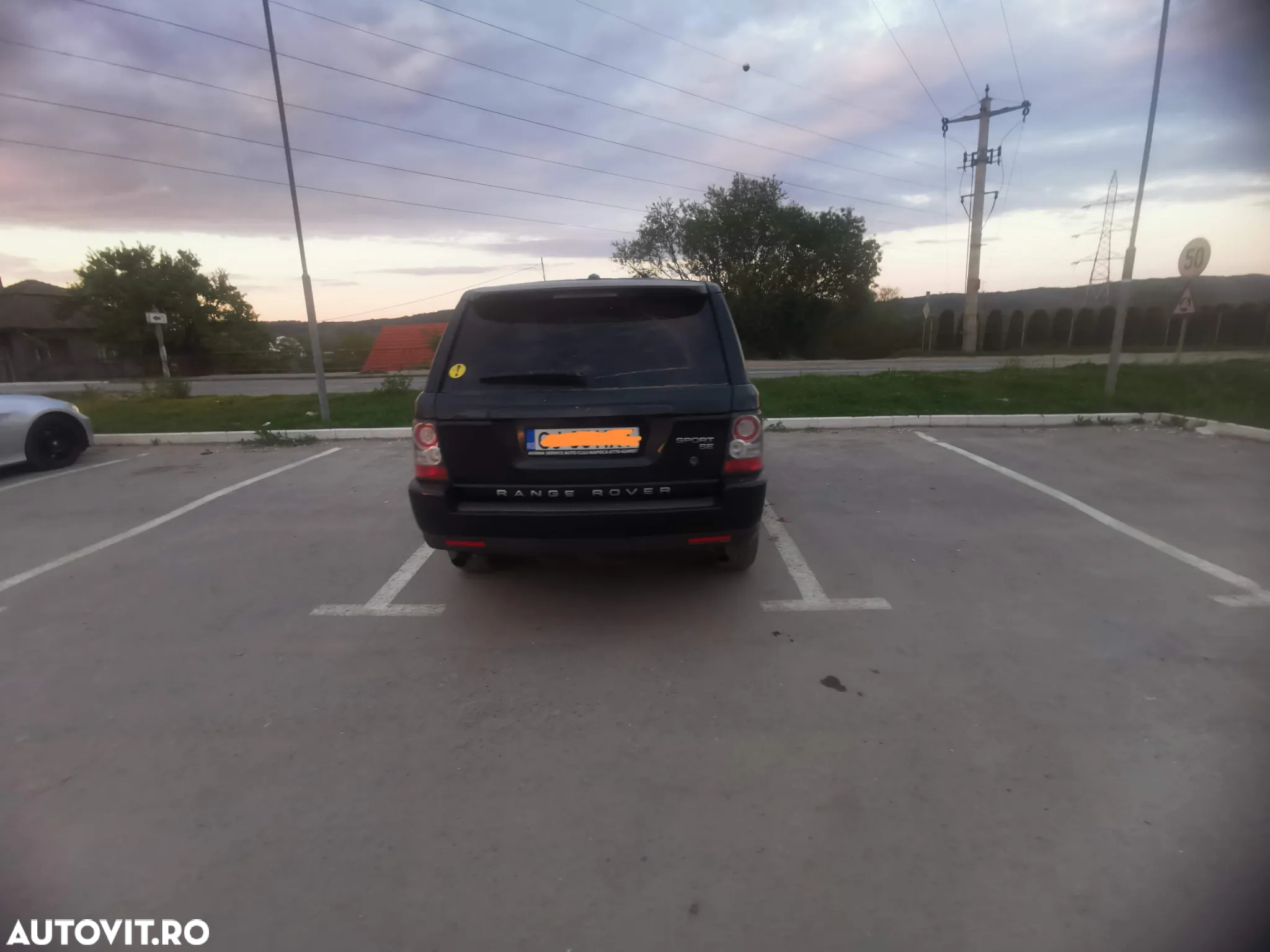 Land Rover Range Rover Sport 3.0 TDV6 SE - 10